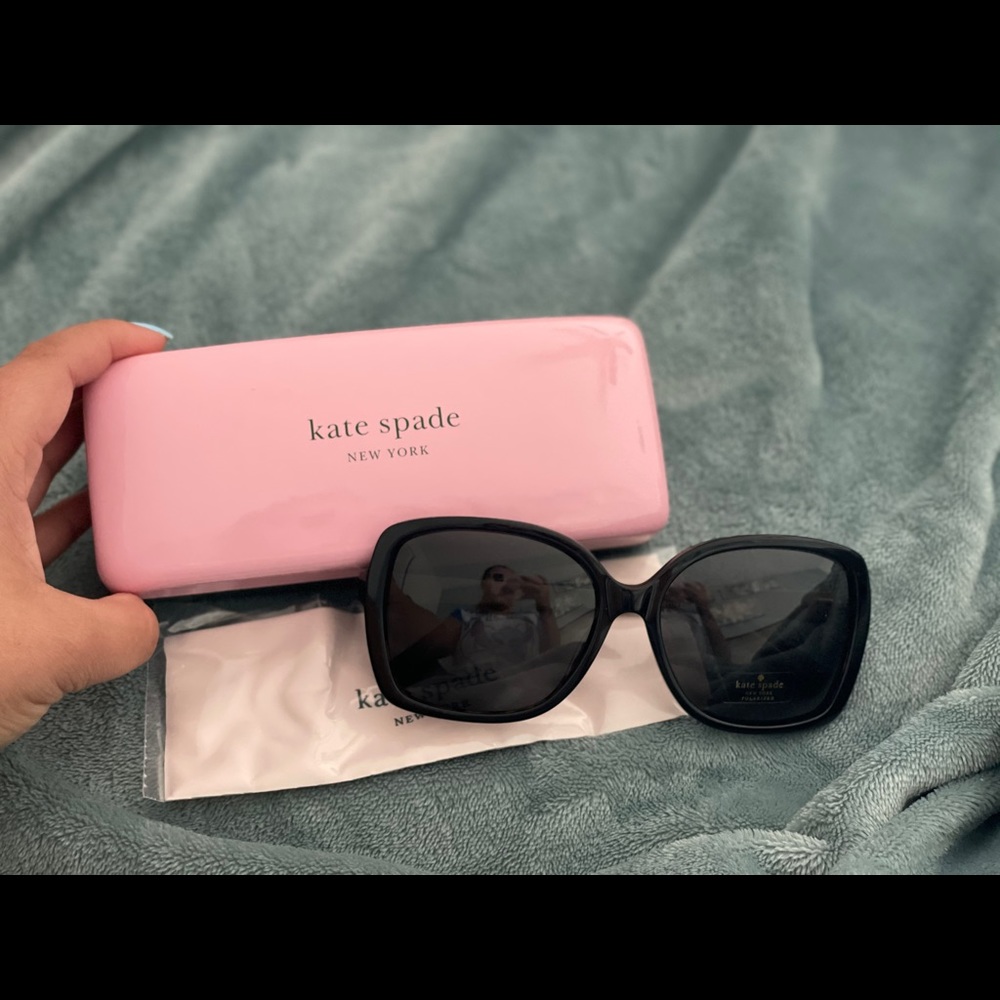 SOLD Kate Spade ♠️ Sunglasses